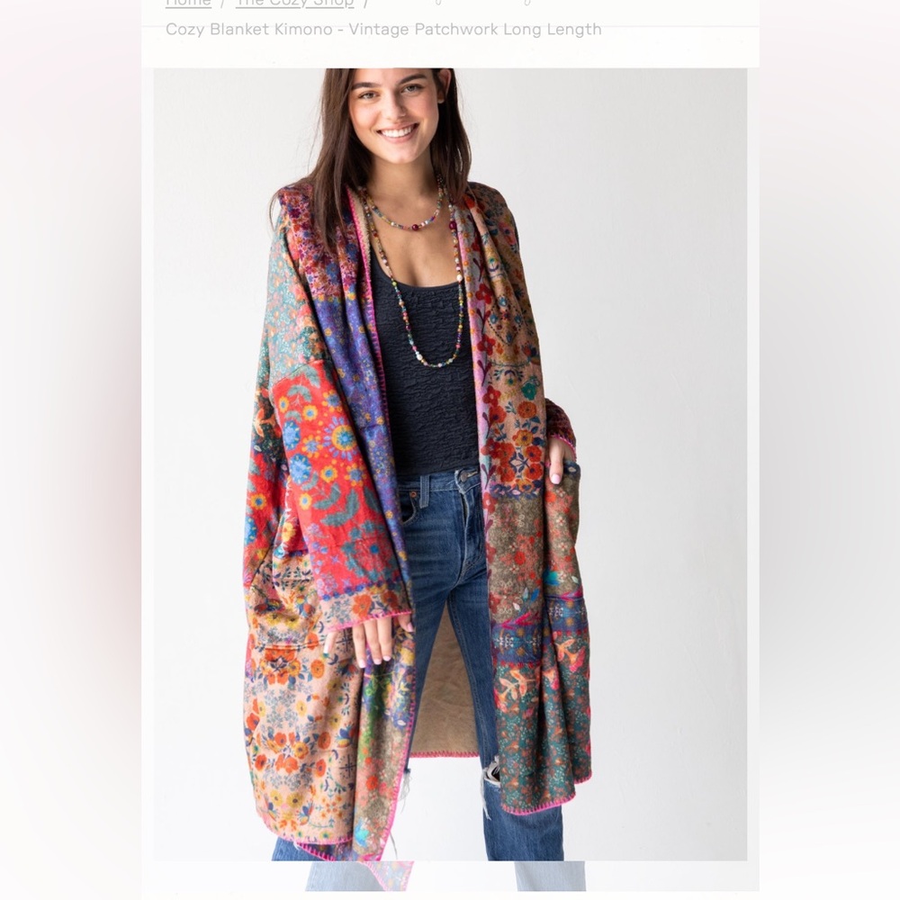 NWT natural life blanket kimono